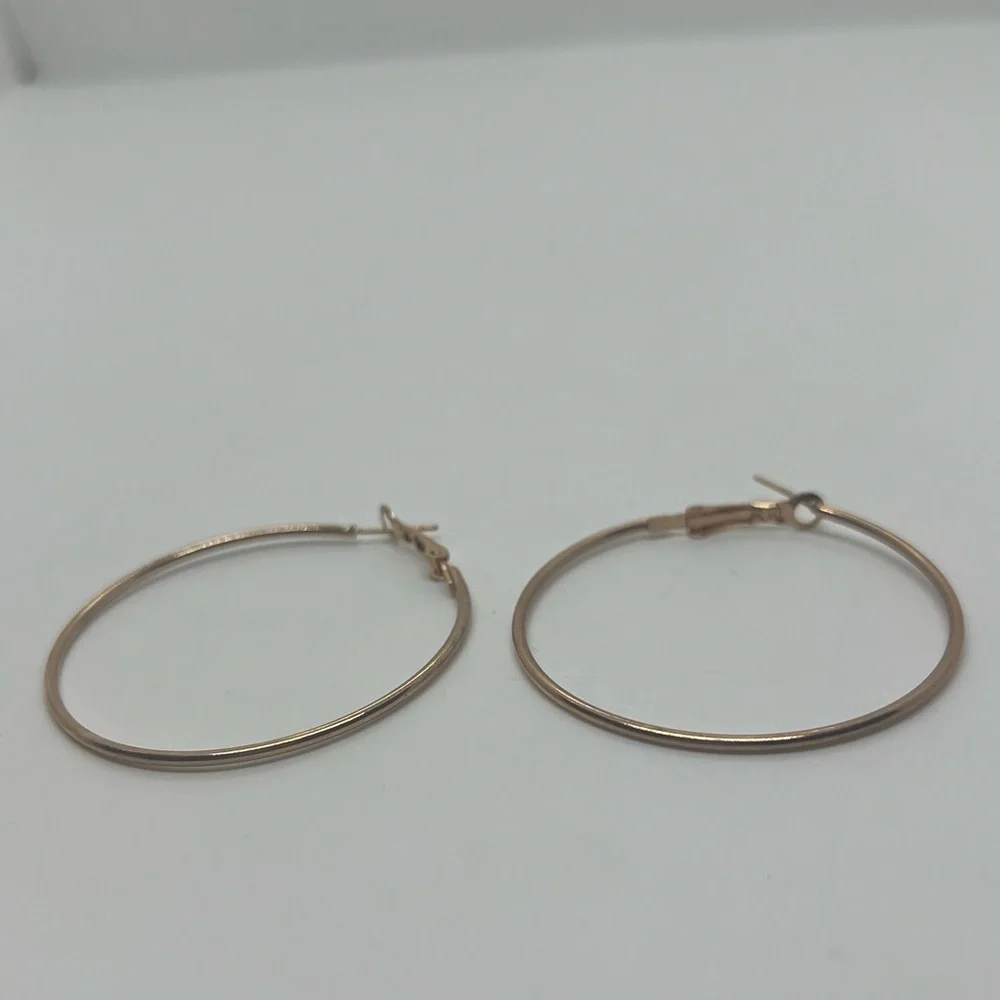 Simple Gold Hoops - Picture 2 of 4